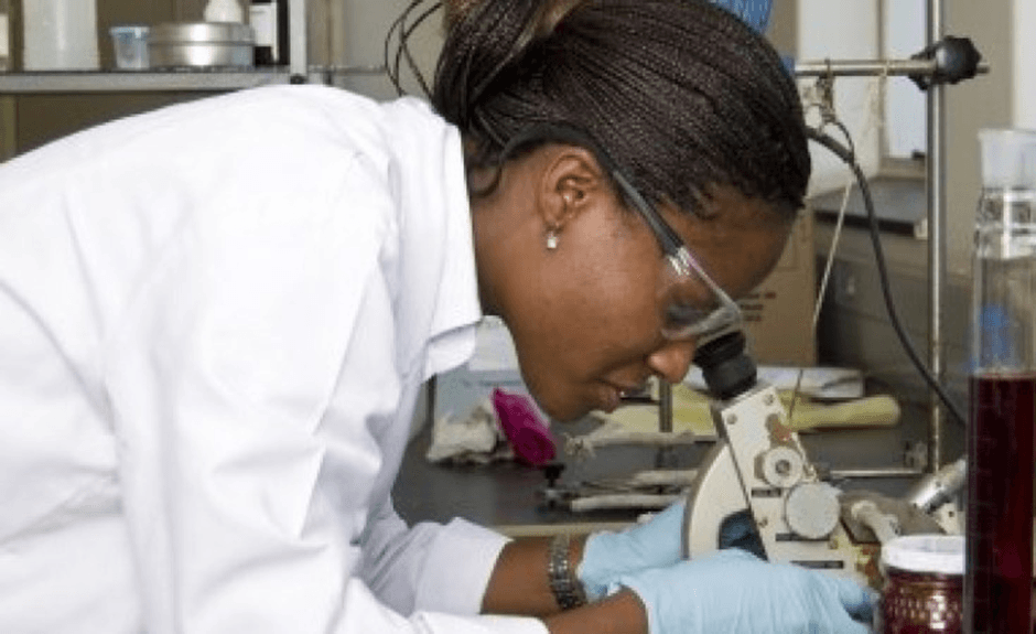 Kenyan Women in STEM: Breaking Boundaries and Glass Ceilings